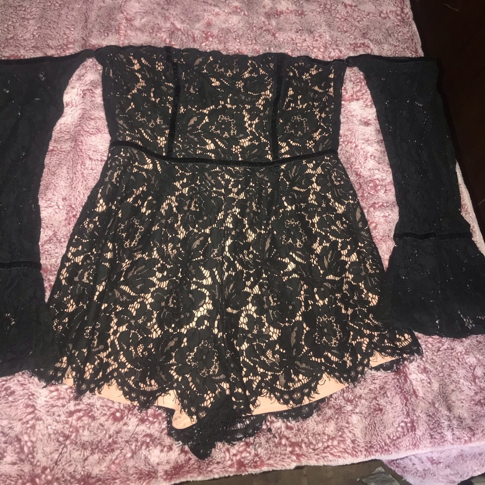 Tobi Lace Romper